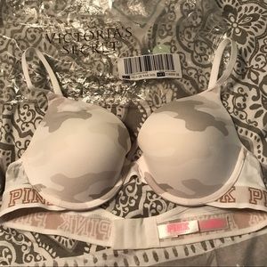 Brand new VS pink bra size 36b